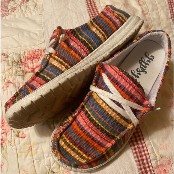 Gypsy Jazz Loafers Multi Colored Size 6 - Picture 2 of 4